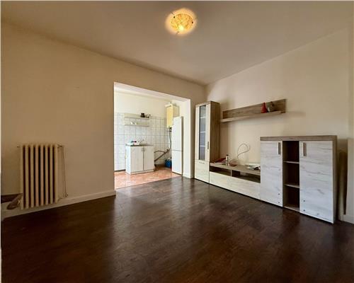 Apartament 2 camere de vanzare Podul de Fier Iasi
