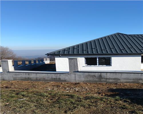 Casa P 4 cam, 2 bai, 500 mp, Paun  Bucium