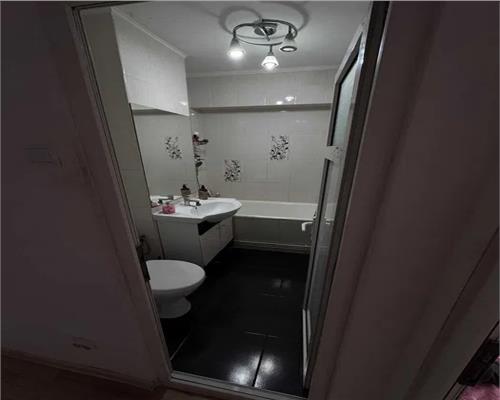 Apartament 3 cam, semi  decomandat, de vanzare in zona Tatarasi  Dispecer