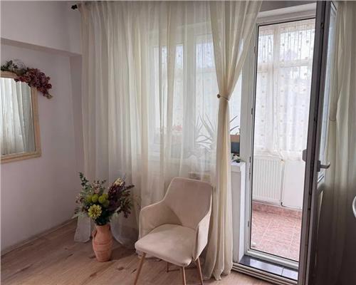 Apartament 3 cam, semi - decomandat, de vanzare in zona Tatarasi - Dispecer