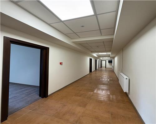 De inchiriat  Spatiu comercial / Birouri/Cabinet medical/Stomatologic– 100 mp zona CARREFOUR FELICIA