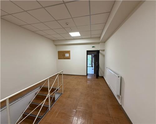De inchiriat  Spatiu comercial / Birouri/Cabinet medical/Stomatologic– 100 mp zona CARREFOUR FELICIA