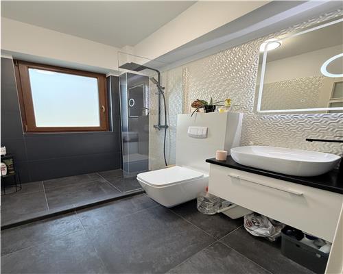 Apartament excusivist 3 camere Valea Lupului