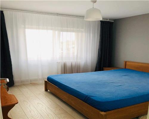 Apartament 3 camere de vanzare Pacurari