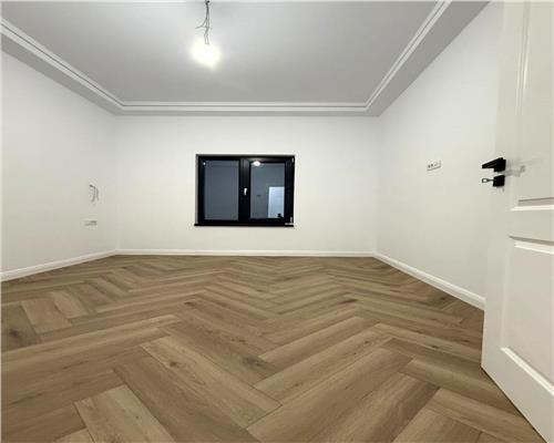 Casa Parter, Foisor, Garaj, 4 cam, 2 bai, 500 teren  Valea Adanca Iasi