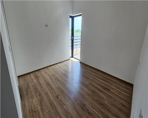 Casa plan parter de vanzare in zona Bucium Visan