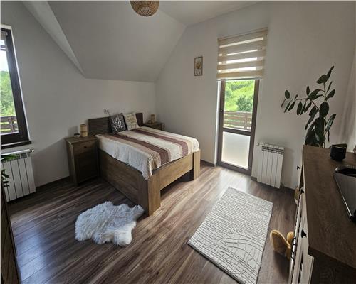Casă individuală de vanzare in zona  Bucium – zonă liniștită, vedere superbă