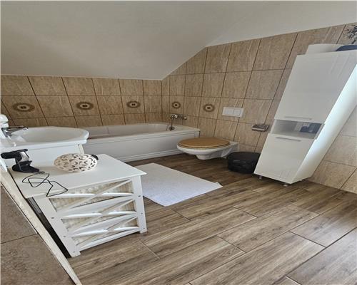 Casă individuală de vanzare in zona  Bucium – zonă liniștită, vedere superbă