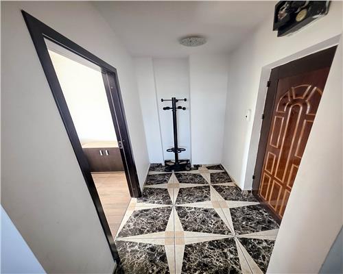 Apartament 3 camere,  Mircea cel Batran langa statie