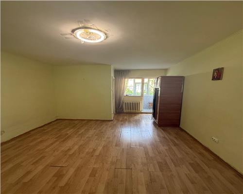 Garsonieră de vânzare zona Nicolina  Prima Stație, 22 mp utili, etaj 3/4