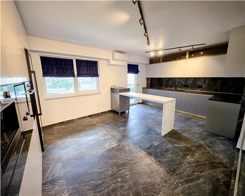 Penthouse Ready to  Move! 5 camere 390MP!