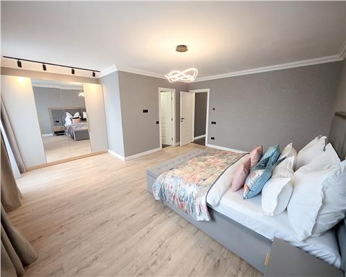 Penthouse Ready to  Move! 5 camere 390MP!