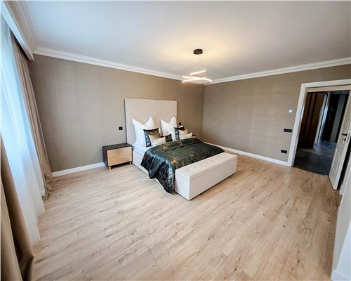 Penthouse Ready to  Move! 5 camere 390MP!