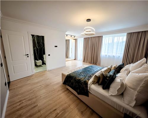 Penthouse Ready to  Move! 5 camere 390MP!