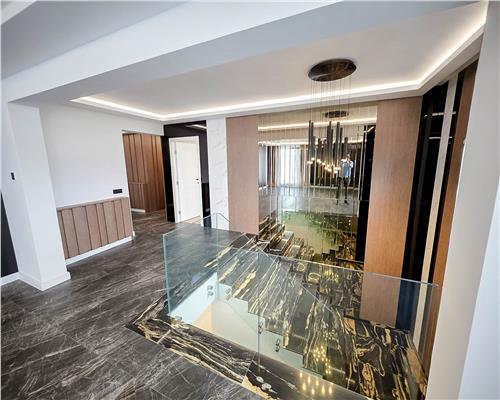 Penthouse Ready to  Move! 5 camere 390MP!