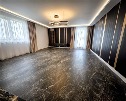 Penthouse Ready to  Move! 5 camere 390MP!