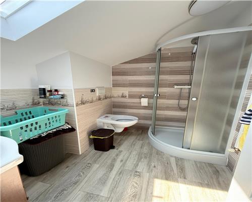 Apartament 3 cam, mob. si utilat,  parcare Valea Adanca