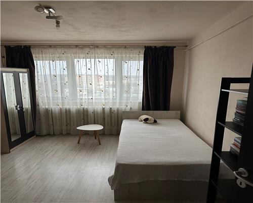 Apartament 2 cam, semi  decomandat, de vanzare in zona Tatarasi  Ciurchi