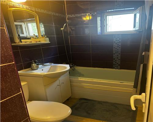 Apartament cu 2 camere, de vanzare in Iasi zona Nicolina CUG