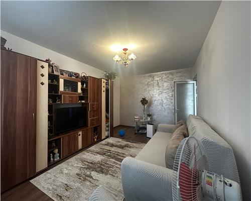 Apartament cu 2 camere, de vanzare in Iasi zona Nicolina CUG
