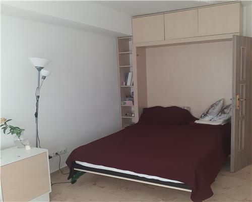 Apartament 2 cam, decomandat, de vanzare in zona Copou  Exclusiv