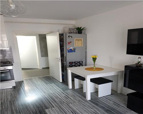 Apartament 2 cam de inchiriat,Rediu complex piscina Eos