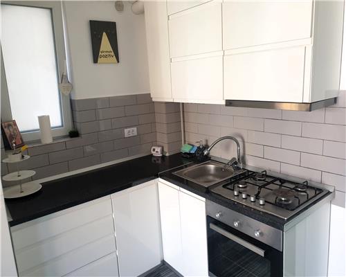 Apartament 2 cam de inchiriat,Rediu complex piscina Eos