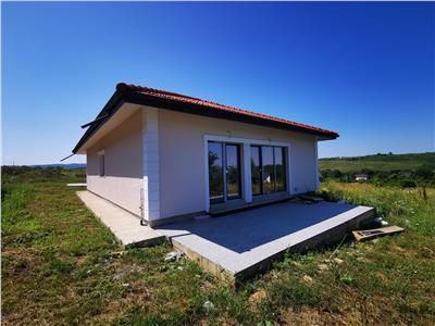 Casa noua, constructie solida, camere luminoase – Bucium Visan