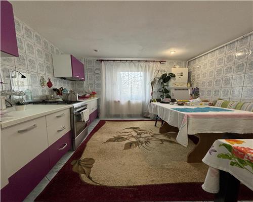Apartament cu 4 camere, de vanzare in Iasi zona Nicolina CUG Iasi