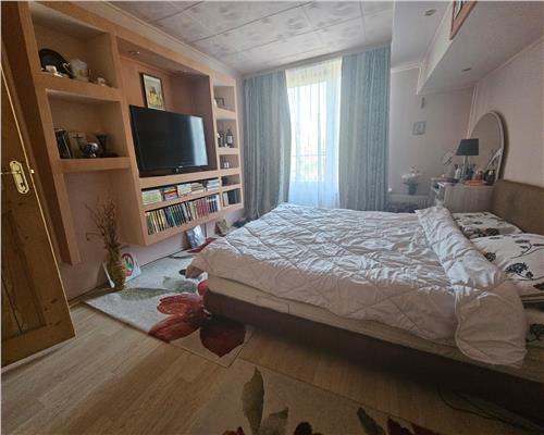 Casa eleganta in Bucium – Lidl, curte frumos amenajata si vegetatie matura
