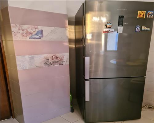 Inchiriez apartament 3 cam, decomandat, zona Podu Ros  Cantemir