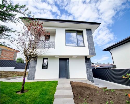 Casa premium Bucium cu toate utilitatile si acces asfaltat