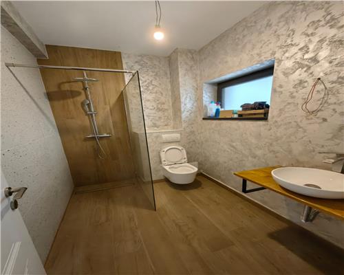 Casa moderna in Barnova, 168 mp, crama si finisaje premium