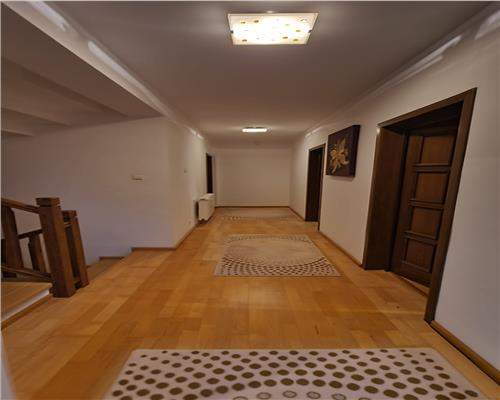 Casa deosebita la marginea padurii, in Barnova