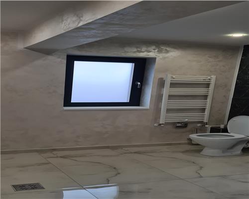 Inchiriez casa insiruita 4 cam, decomandat, zona Capat Cug  Valea Adanca