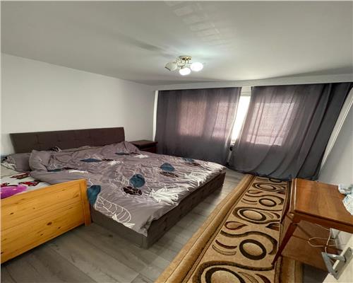 Apartament 3 camere semidecomandat, 67 mp, Podu Ros!