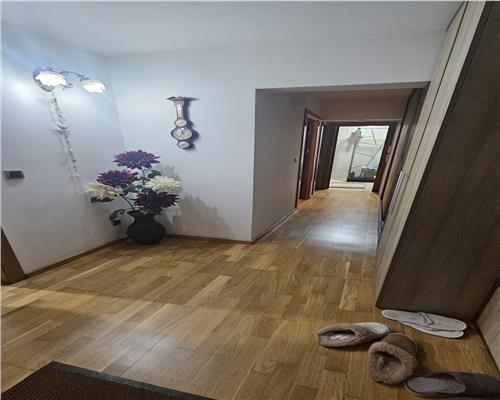 Apartament 3 camere Nicolina Prima Statie – ideal familie sau investitie