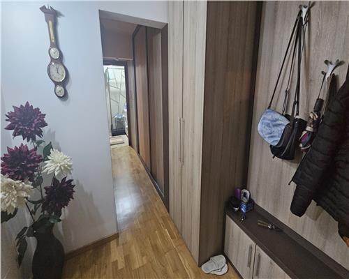 Apartament 3 camere Nicolina Prima Statie – ideal familie sau investitie