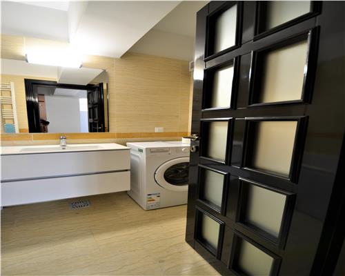 Inchiriez apartament 2 camere, open space, Complex Roua Residence