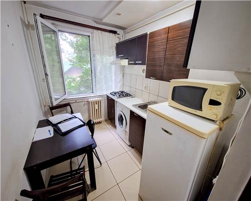 Apartament 2 cam Decomandat , Tatarasi