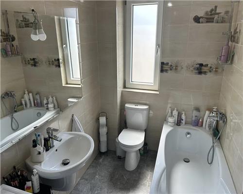 Apartament 2 cam, decomandat, de vanzare in zona Bucium  Visan