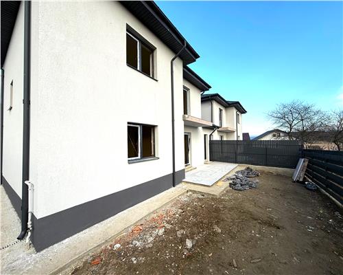 Duplex 4 cam, 350 teren Horpaz, 500 m  de statie