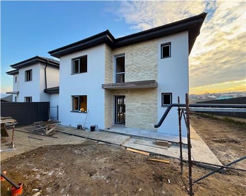 Duplex 4 cam, 350 teren Horpaz, 500 m  de statie Horpaz