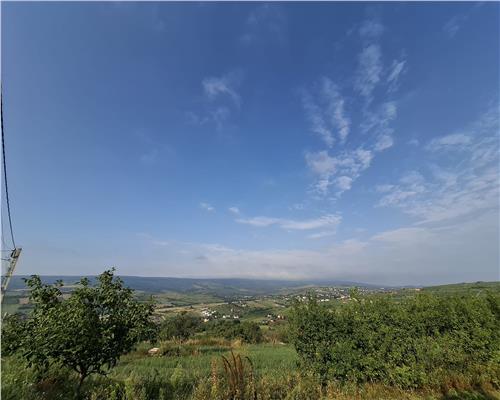 Tomesti Chicerea, teren intravilan cu utilitatile in apropiere, priveliste unica!