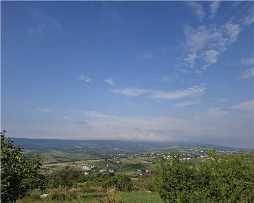Tomesti Chicerea, teren intravilan cu utilitatile in apropiere, priveliste unica!