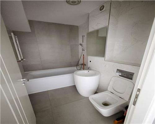 Apartament 3 camere de inchiriat, Mercury Mary Central
