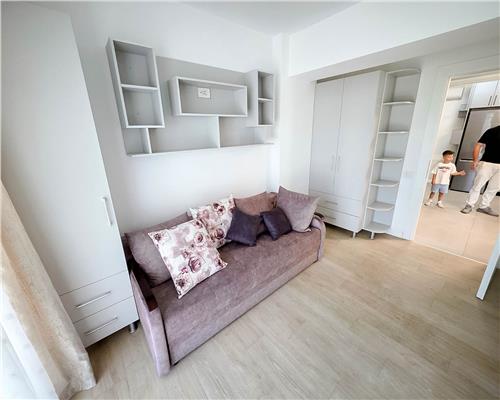 Apartament 3 camere de inchiriat, Mercury Mary Central