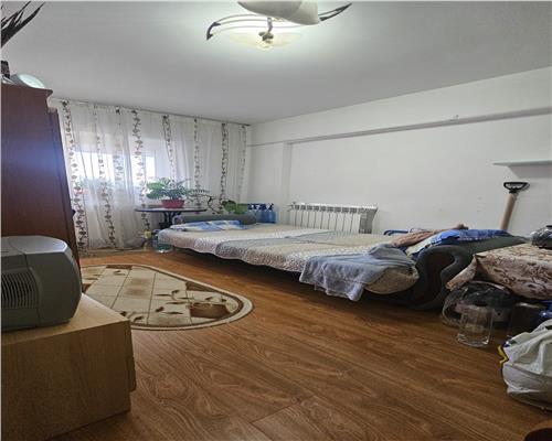 Apartament 3 camere decomandat, zona Frumoasa, 72 mp, mobilat