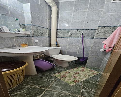 Apartament 3 camere decomandat, zona Frumoasa, 72 mp, mobilat