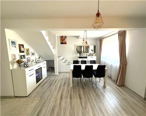 Casă Modernă în Ciurbesti – 4 Camere, Teren Generos 700 mp, Com Miroslava